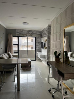 Classy 2 bedroom in Halfway Gardens